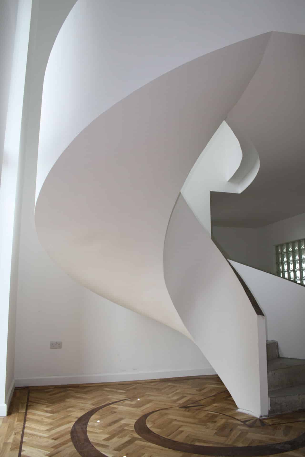 Helical Staircase. Engineer, Martin Peters Associates, Consulting Engineers. Architect, Reddy Architecture. Contractor, Brian Formwork